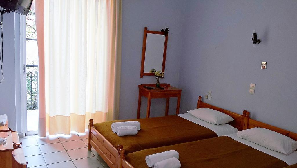Hotel Galaxias Agioi Pandes Zewnętrze zdjęcie