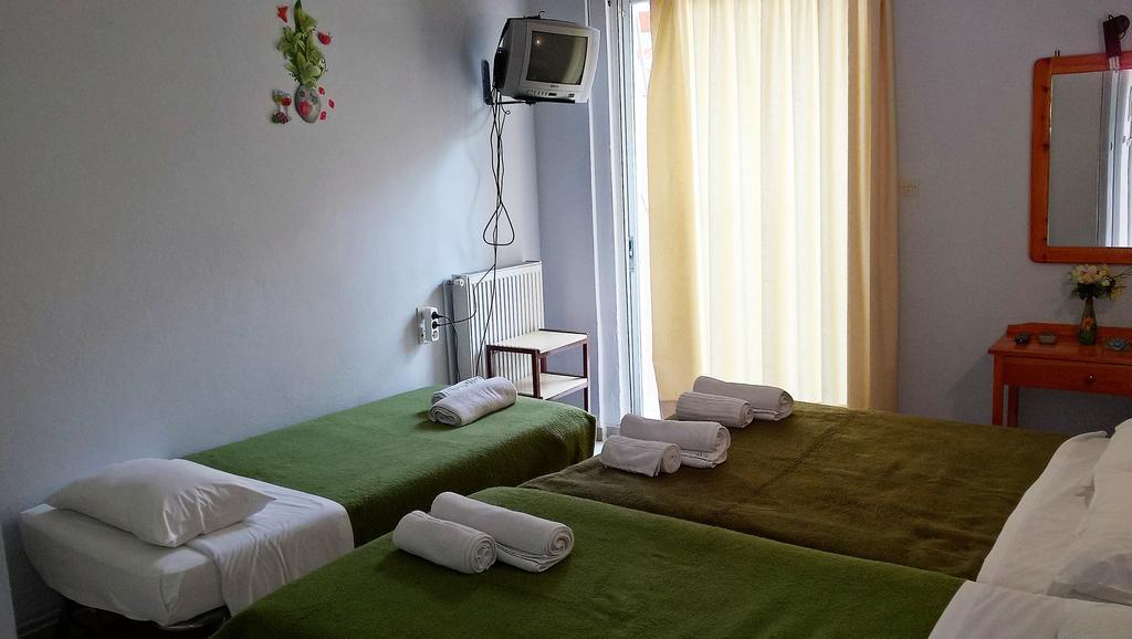 Hotel Galaxias Agioi Pandes Zewnętrze zdjęcie