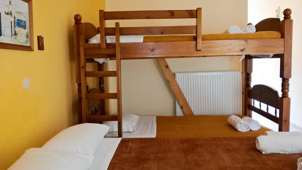 Hotel Galaxias Agioi Pandes Zewnętrze zdjęcie
