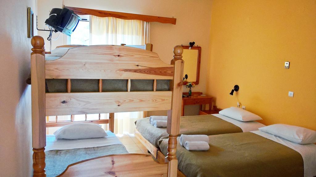 Hotel Galaxias Agioi Pandes Zewnętrze zdjęcie
